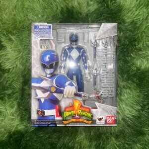 *NEW Kyoryu Sentai Zyuranger TriceraRanger SH Figuarts Bandai Tamashiiトリケラレンジャー